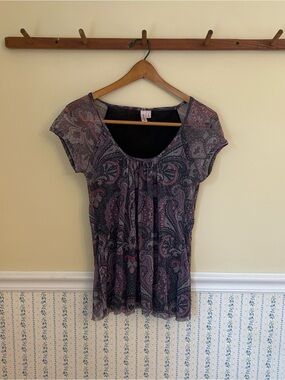 Sweet Pea Mesh Paisley Top